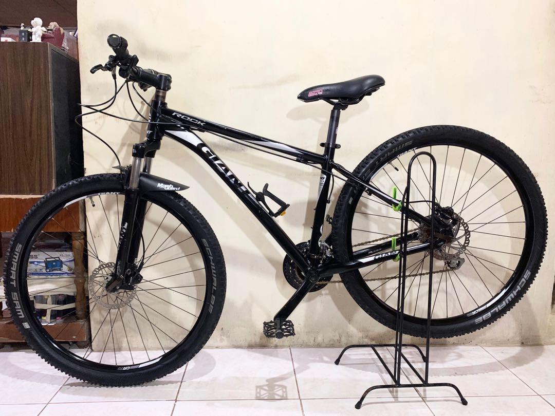 Giant store rock 29er