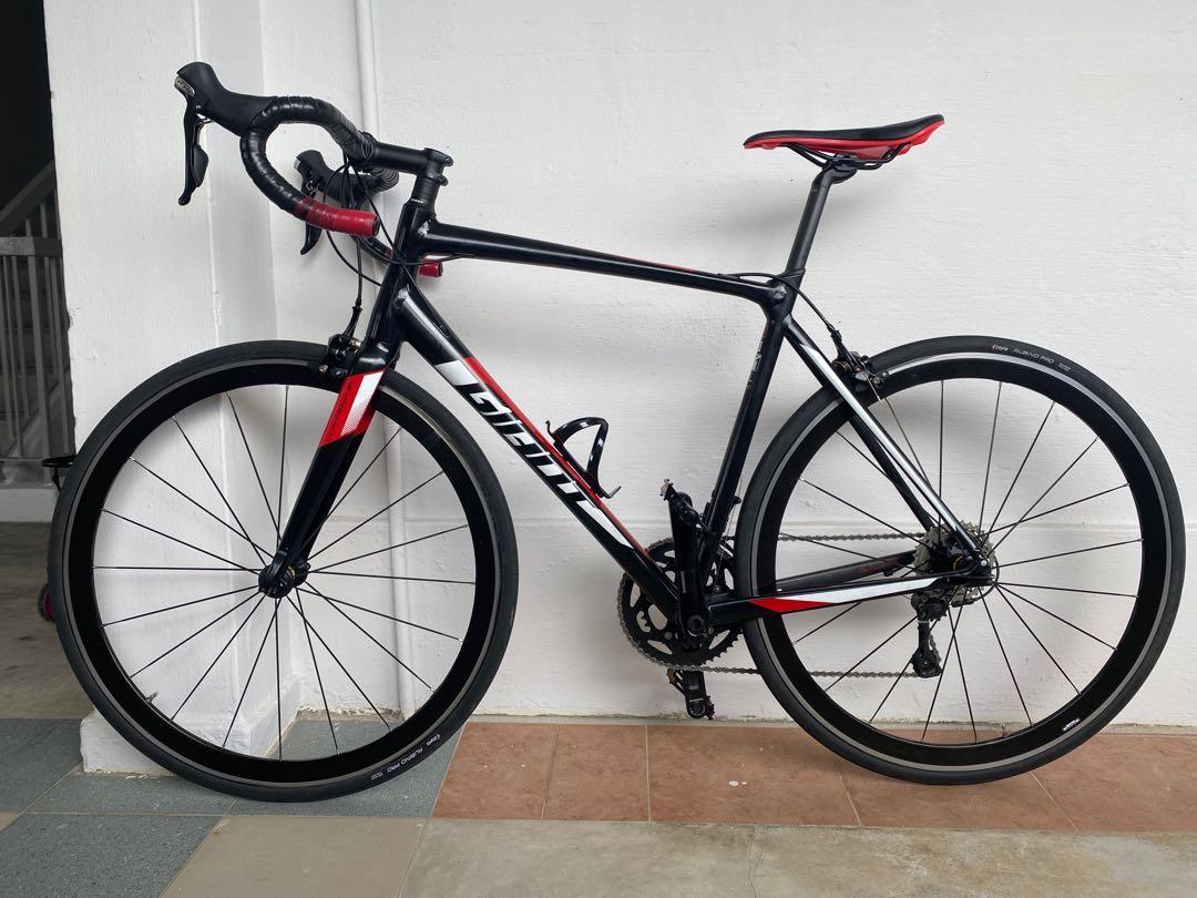 road bike bicycle shimano 105 groupset 