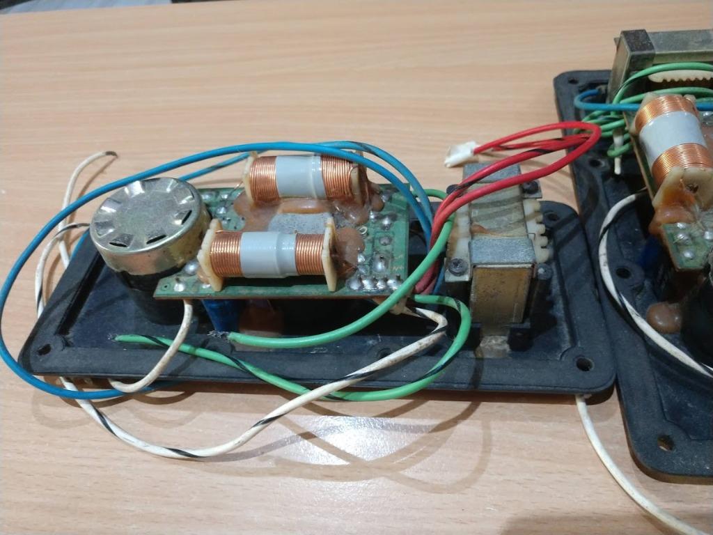 Infinity speaker crossover, Audio, Soundbars, Speakers & Amplifiers on