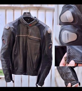 (Kategori: ) berada di . Dikirim oleh yorga (ID iklan 1074966931, Gambar 1). Deskripsi: .