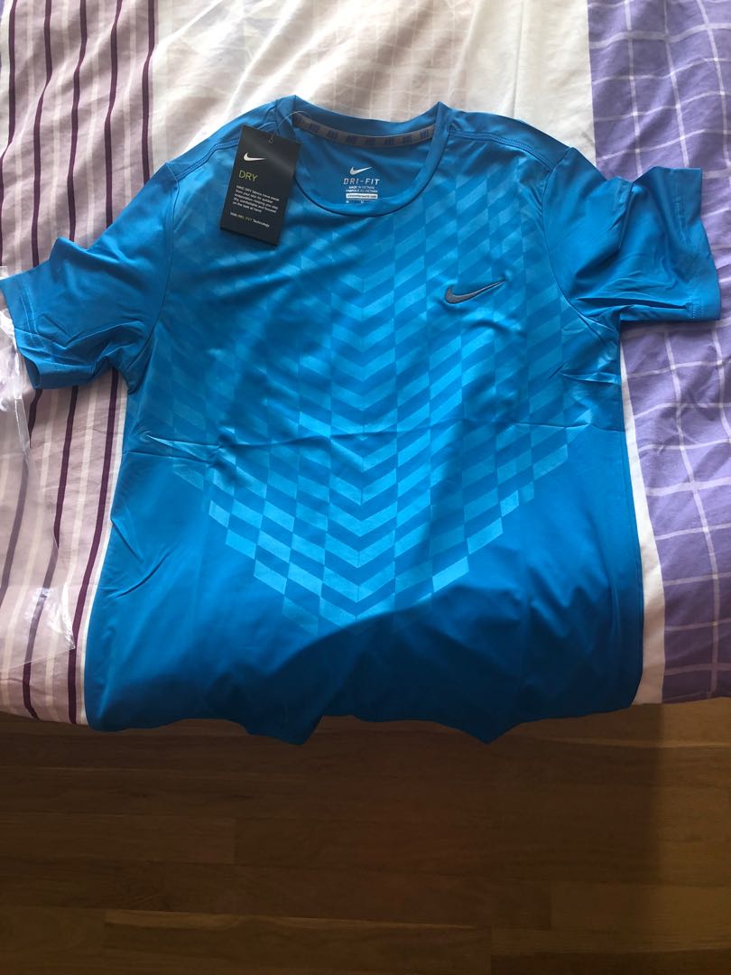 nike dri fit tee shirt