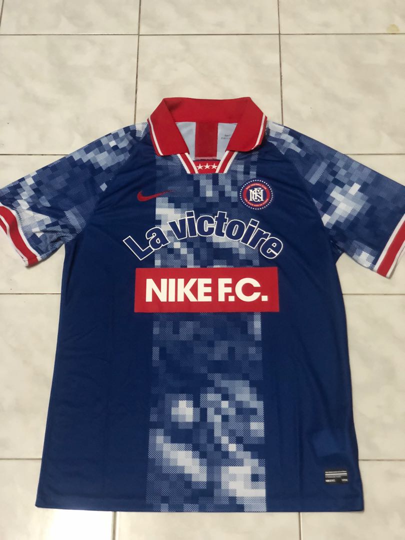nike football club jersey