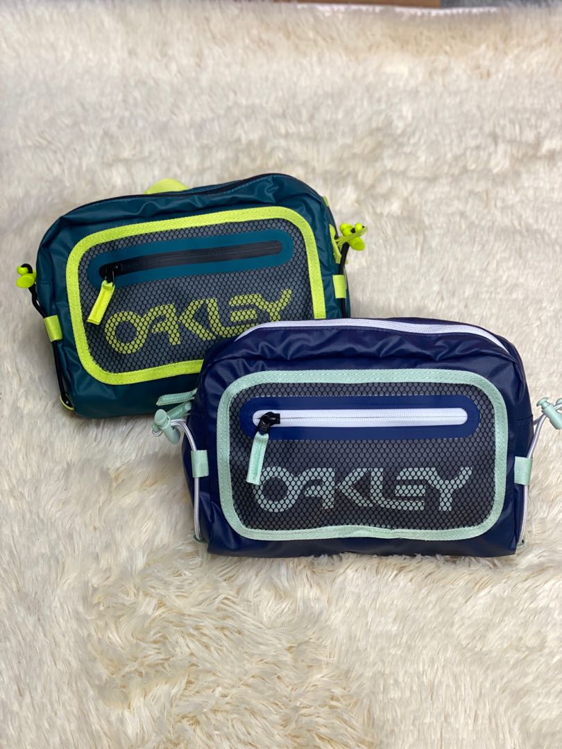Oakley 90's online belt bag