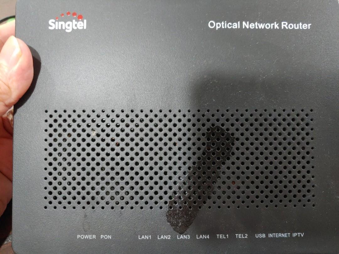 Singtel modem and Router AC plus, Computers & Tech, Parts & Accessories