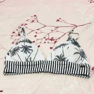由 hua.select (刊登 ID 1074891848，圖片 1) 提交，位於 的 (類別：)，說明：。