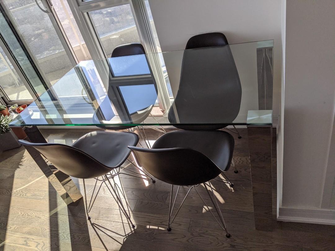 Structube eiffel shop chair