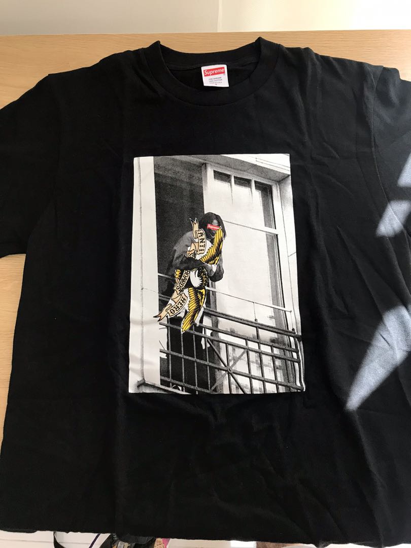 【人気SALE】supreme Anti Hero Balcony Tee Tシャツ/カットソー(半袖/袖なし)