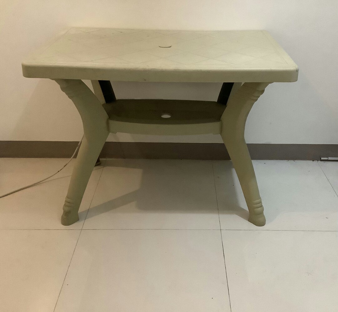 Table/ study table /dying table, Furniture & Home Living, Furniture