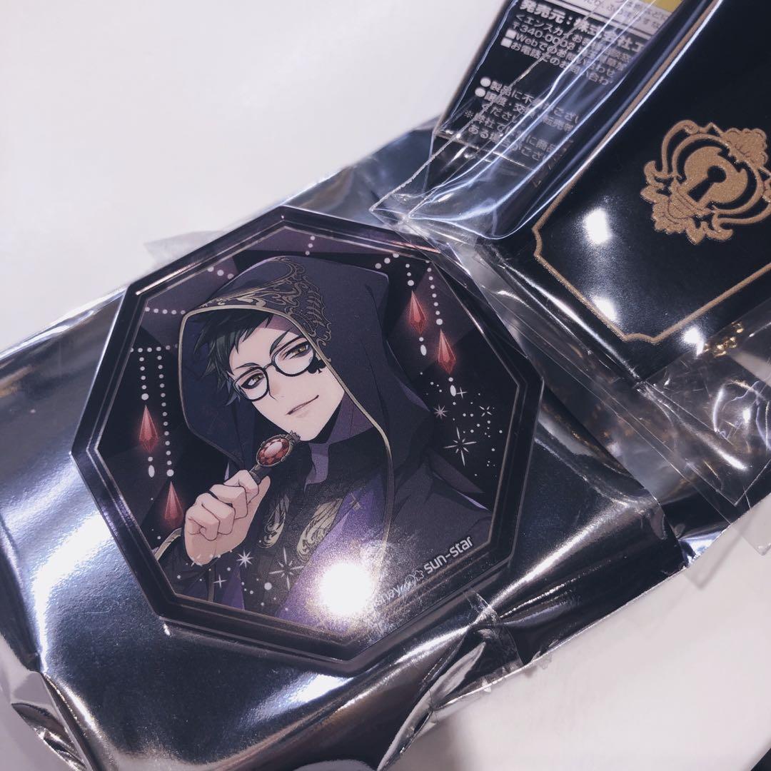 Twisted wonderland keychain and clip, Hobbies & Toys, Memorabilia