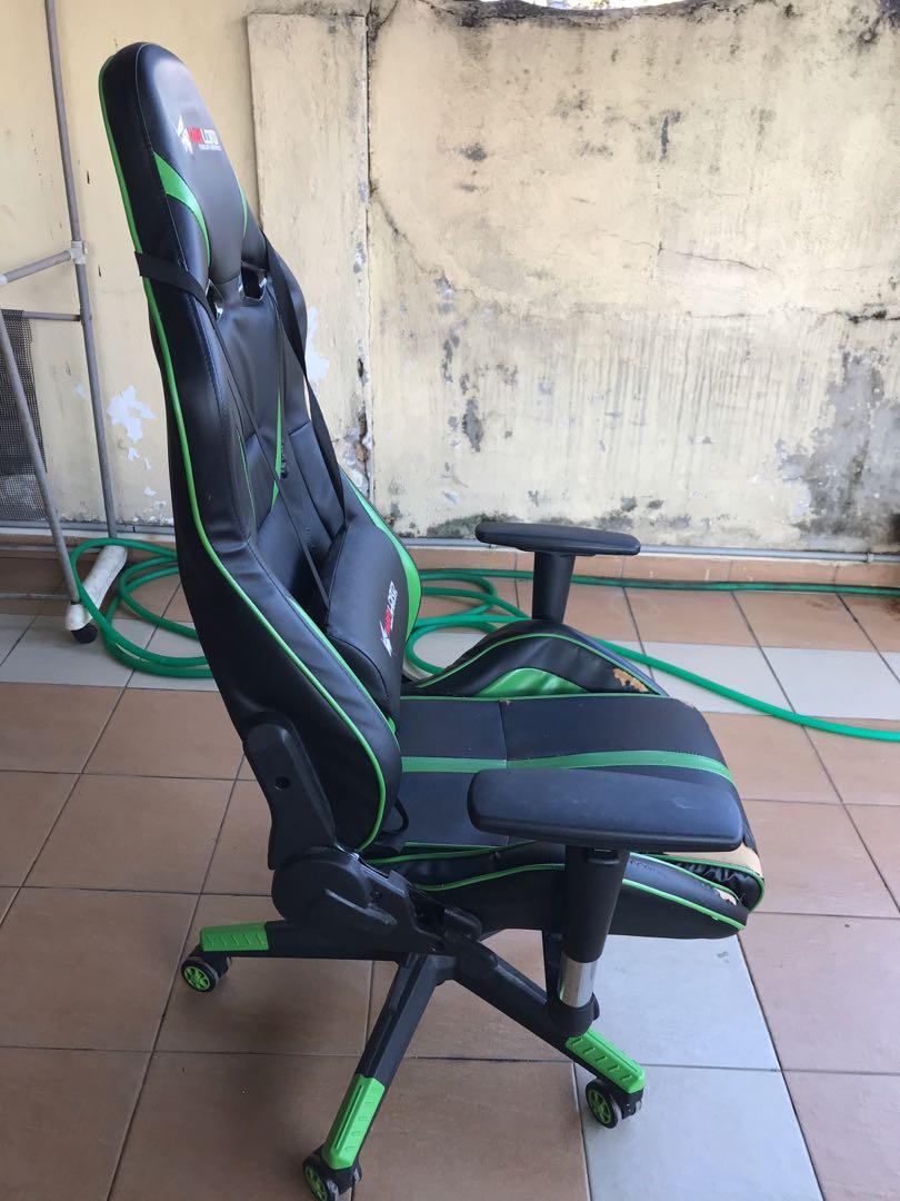 Warlord gaming online chair