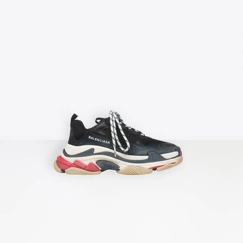 Bred triple s top