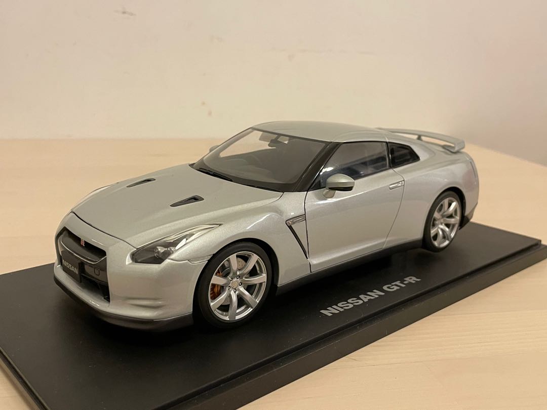 1:18 Autoart Nissan GT-R R35 (Ultimate Metal Silver), 興趣及遊戲