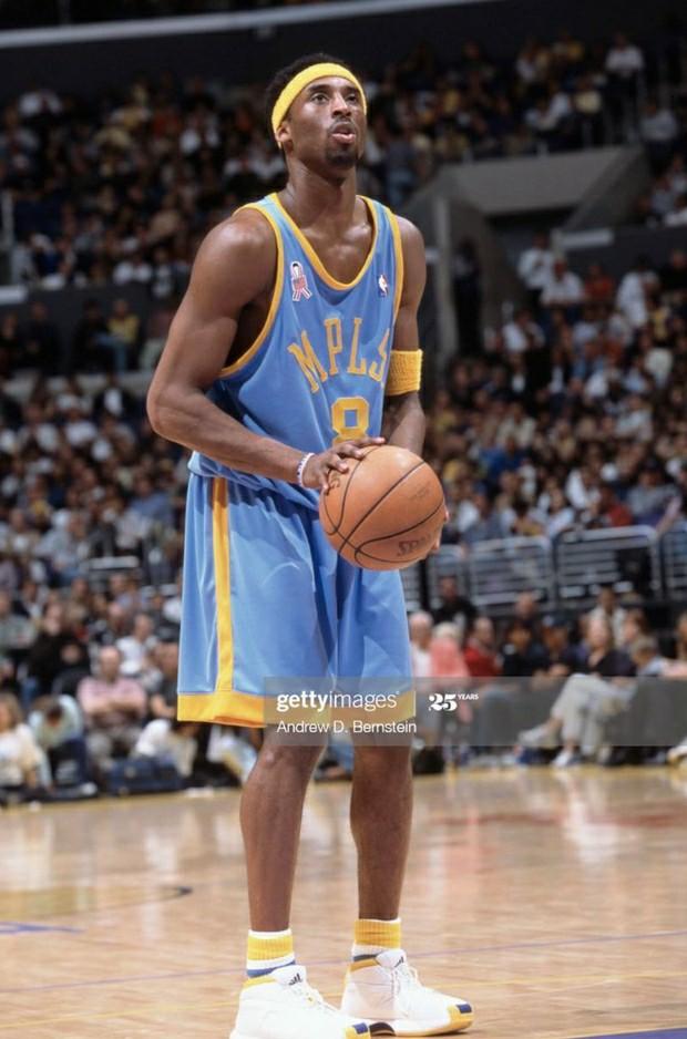 1 6 NBA KOBE BRYANT MPLS ENTERBAY EB BODY