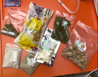（分類：）位於 。 由 blahblaahhhh 提交（商品編號 1075255124，圖片 1）。簡介： 。