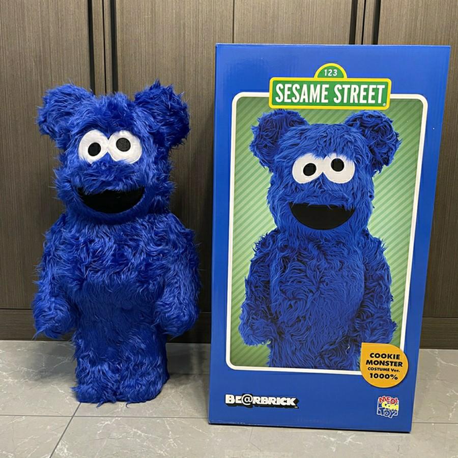 cookie monster bearbrick 1000