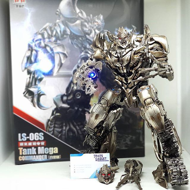 LS-06 TANK MEGA COMMANDER 重塗装版 BM B Megatron LS06 LS-06 Mega Tank