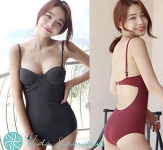 (Category: ) located in . Submitted by krncloset (Listing ID 1075194232, Image 1). Description: .