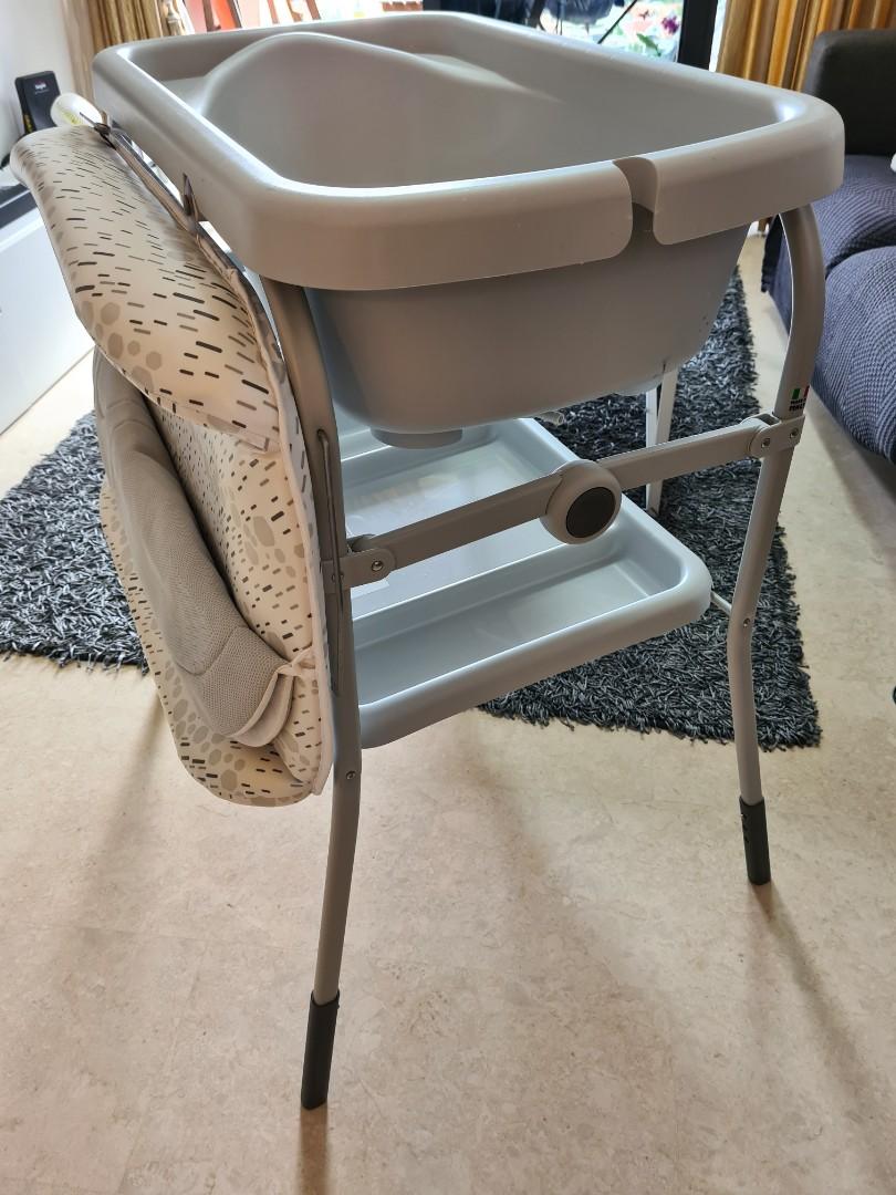 Chicco bath tub with stand 2025