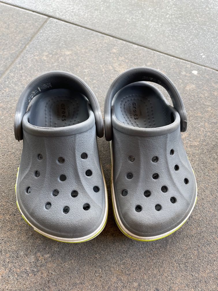 Crocs shoes - c5, Babies & Kids, Babies & Kids Fashion on Carousell