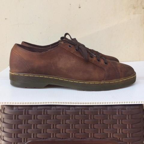 Dr. Martens Wilbur Fesyen Pria Sepatu Sepatu Formal di Carousell