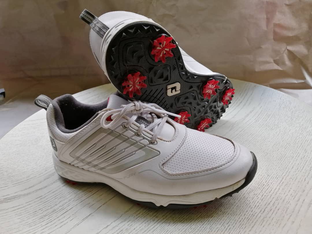 youth golf shoes