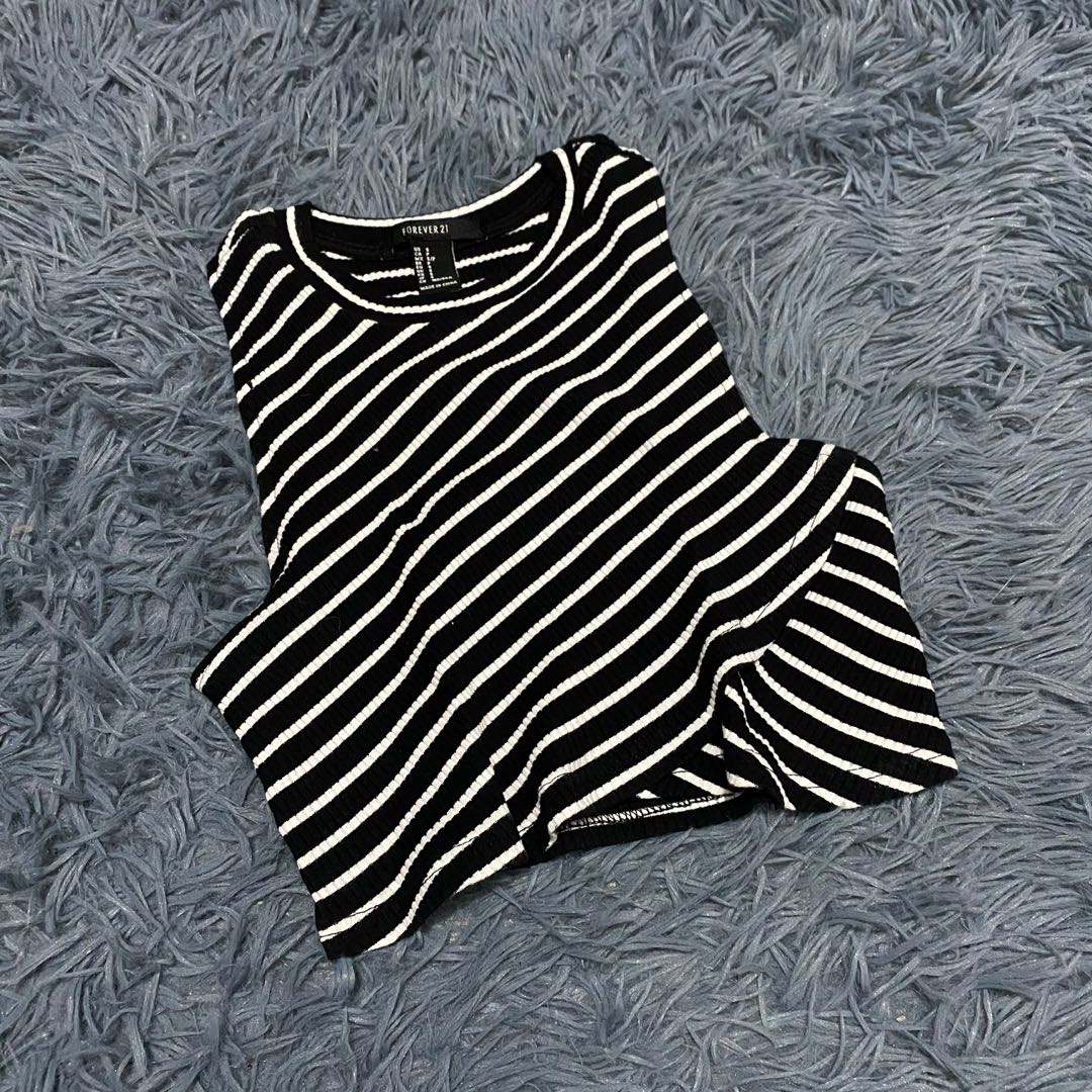 asymmetrical tops forever 21