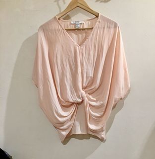 (Category: ) located in . Submitted by clothesweloved (Listing ID 1075056641, Image 1). Description: .