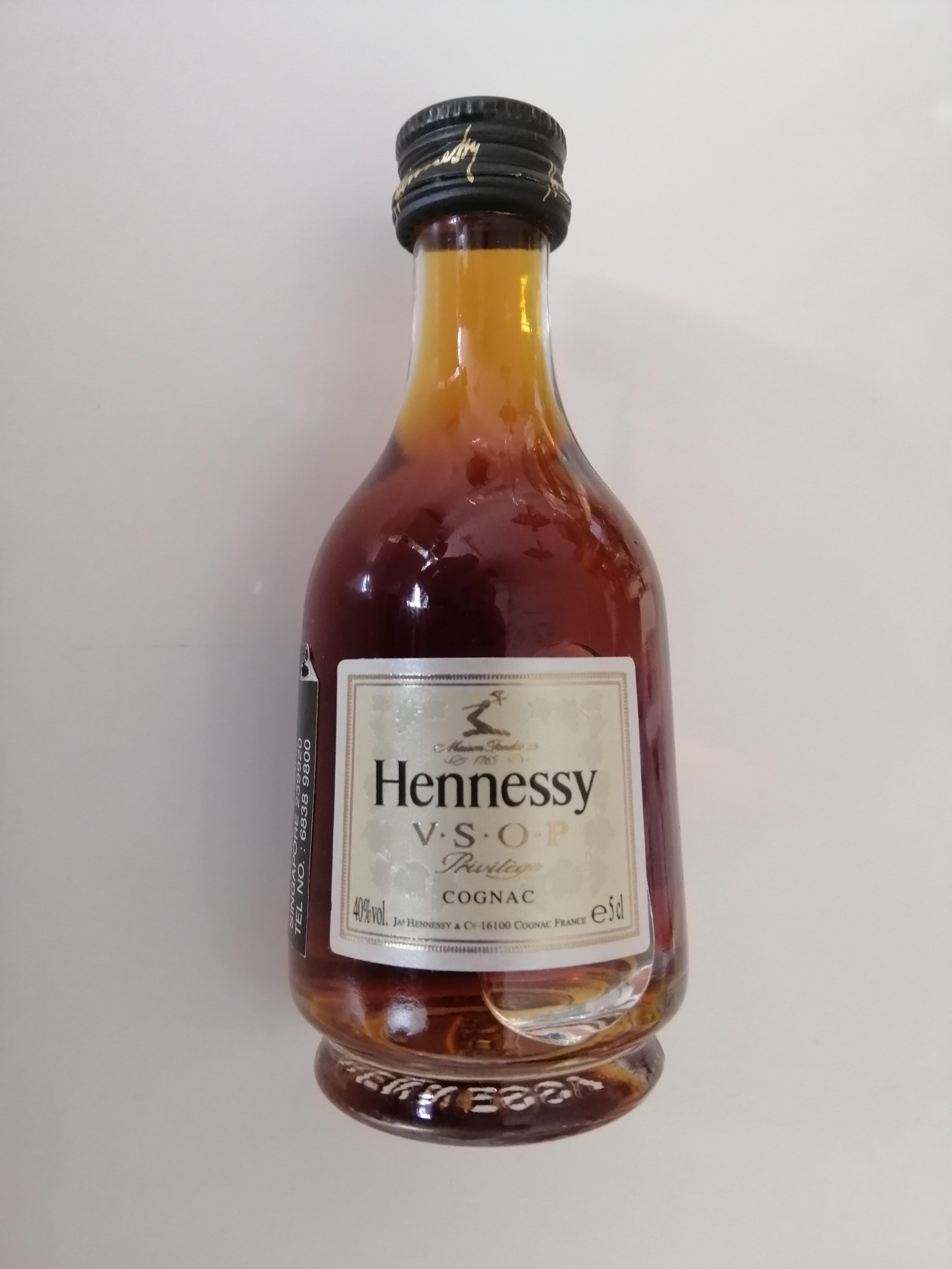 Hennessy Vsop Cognac 50ml Bottle Miniature Food And Drinks Alcoholic Beverages On Carousell