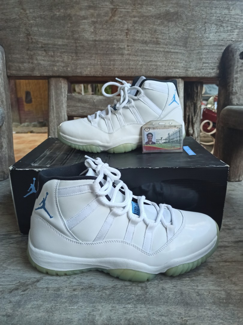 J11 white blue store
