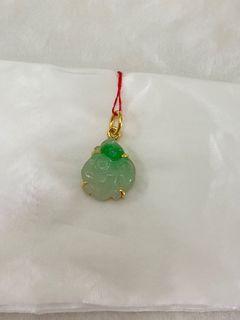 Jade Pendant (916 gold casing)