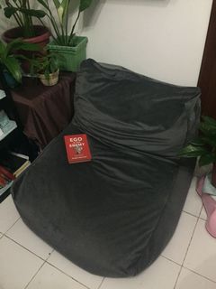 (Category: ) located in . Submitted by zyaunboxed (Listing ID 1075056706, Image 1). Description: .