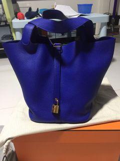 Hermes 26cm Blue Lin Clemence Leather Picotin Lock GM Bag
