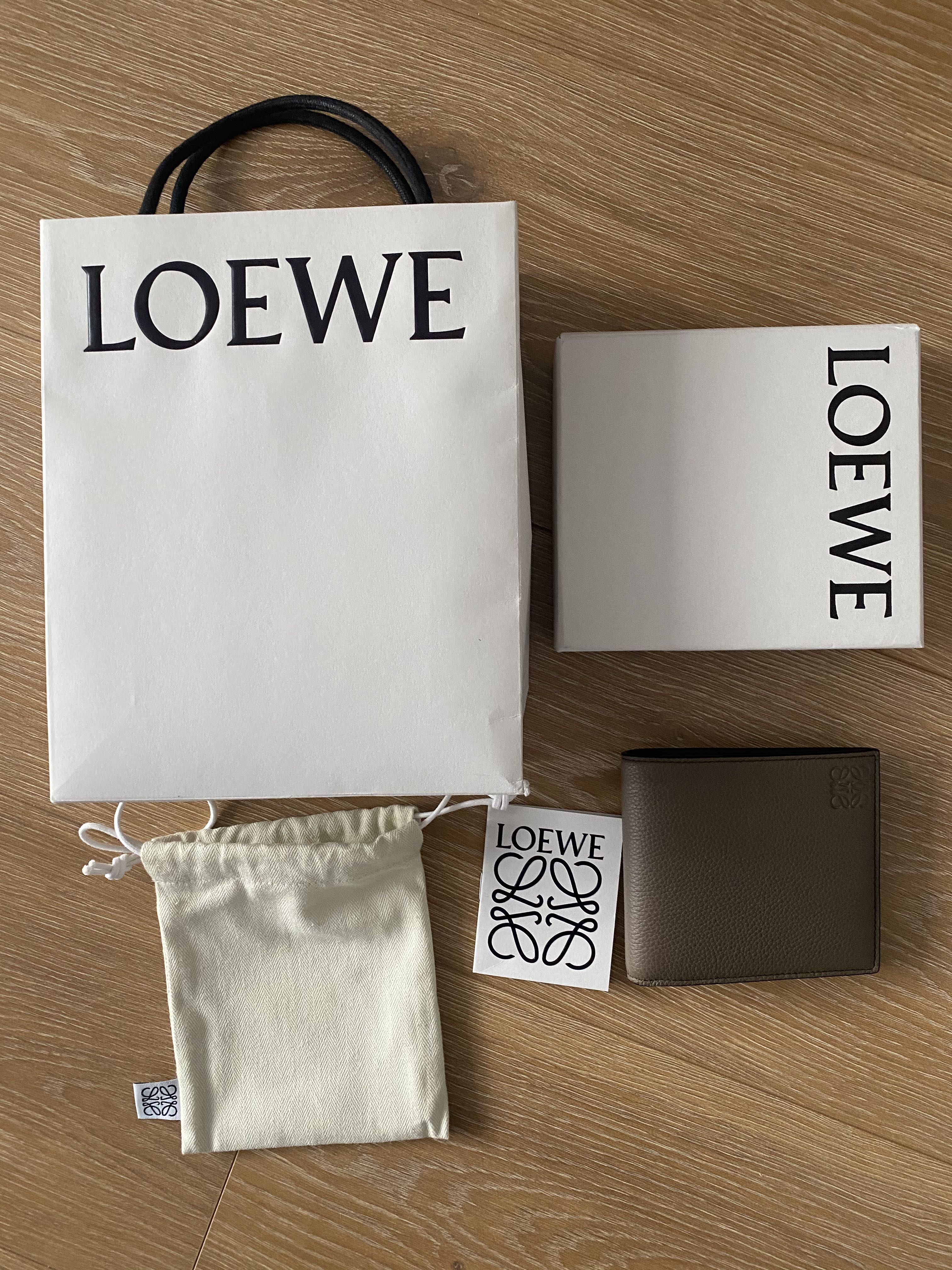 loewe bifold wallet