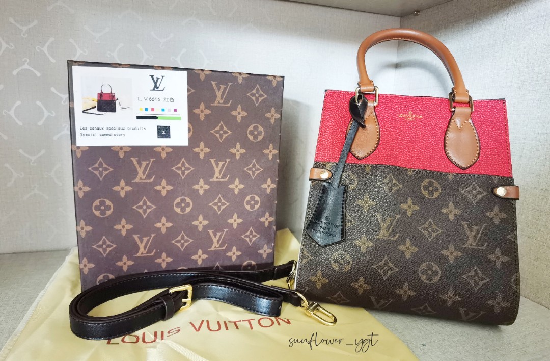 Louis vuitton store fold tote pm