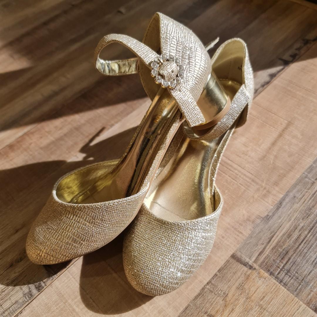Girls glitter shoes shop