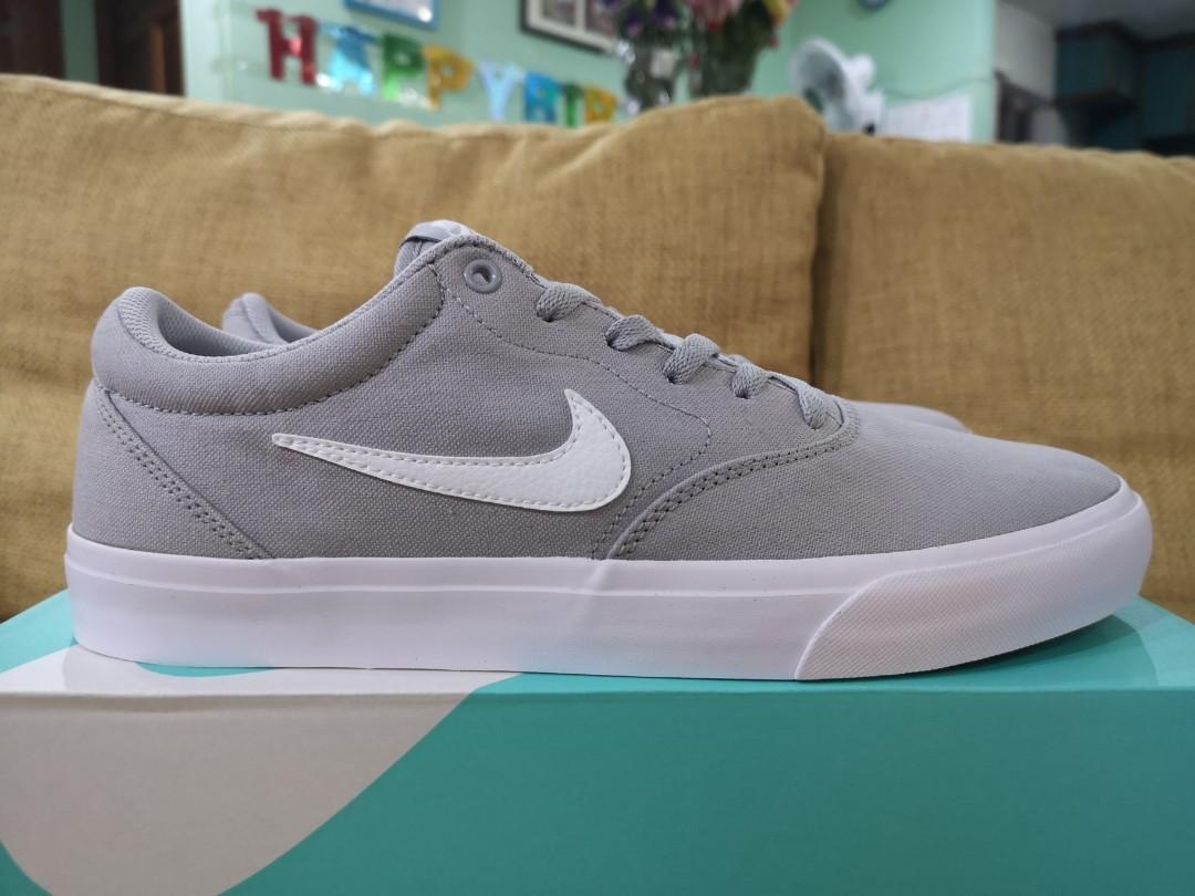Nike gray canvas shoes clearance