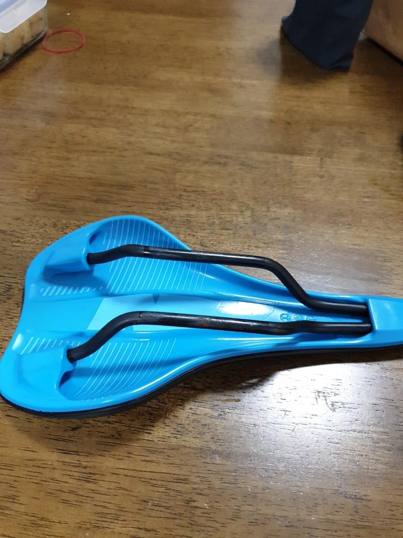 nukeproof vector am saddle