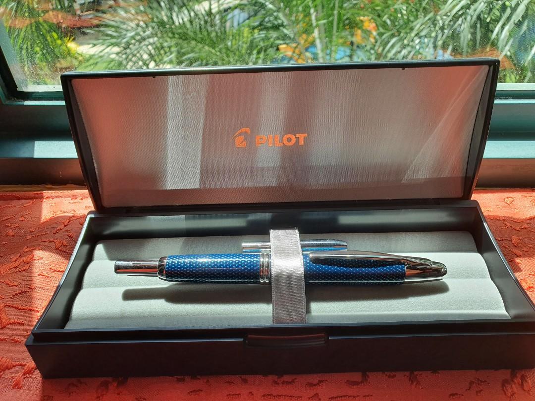 Pilot Vanishing Point Blue Carbonesque