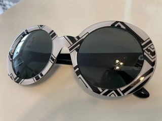 （分類：）位於 。 由 yipkaka 提交（商品編號 1075106662，圖片 1）。簡介： 。