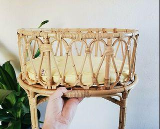 Rattan crib basket