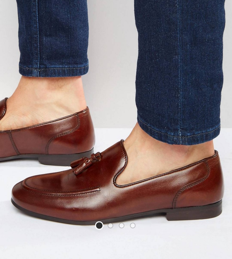 Red tape on sale tassel loafers