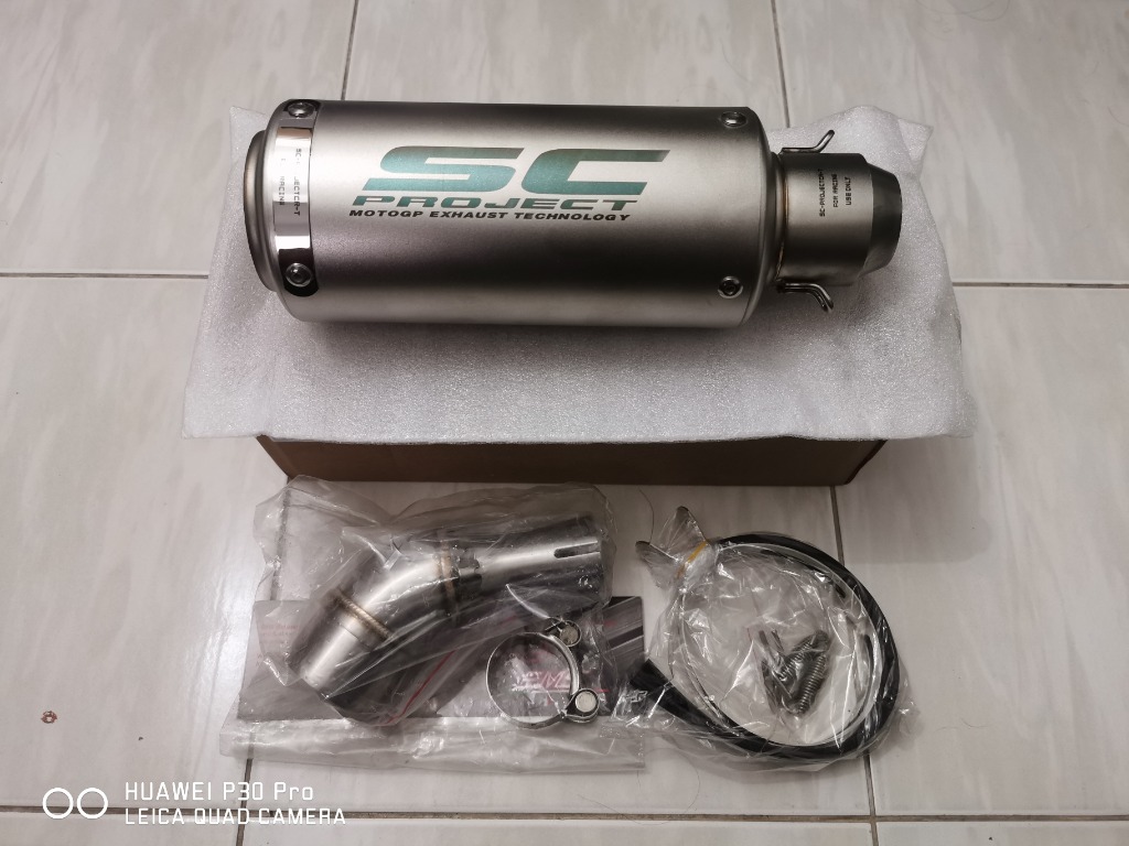 R25 slip on exhaust store