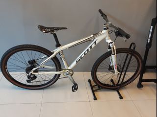 (Category: ) located in . Submitted by trenbikes (Listing ID 1075074687, Image 1). Description: .