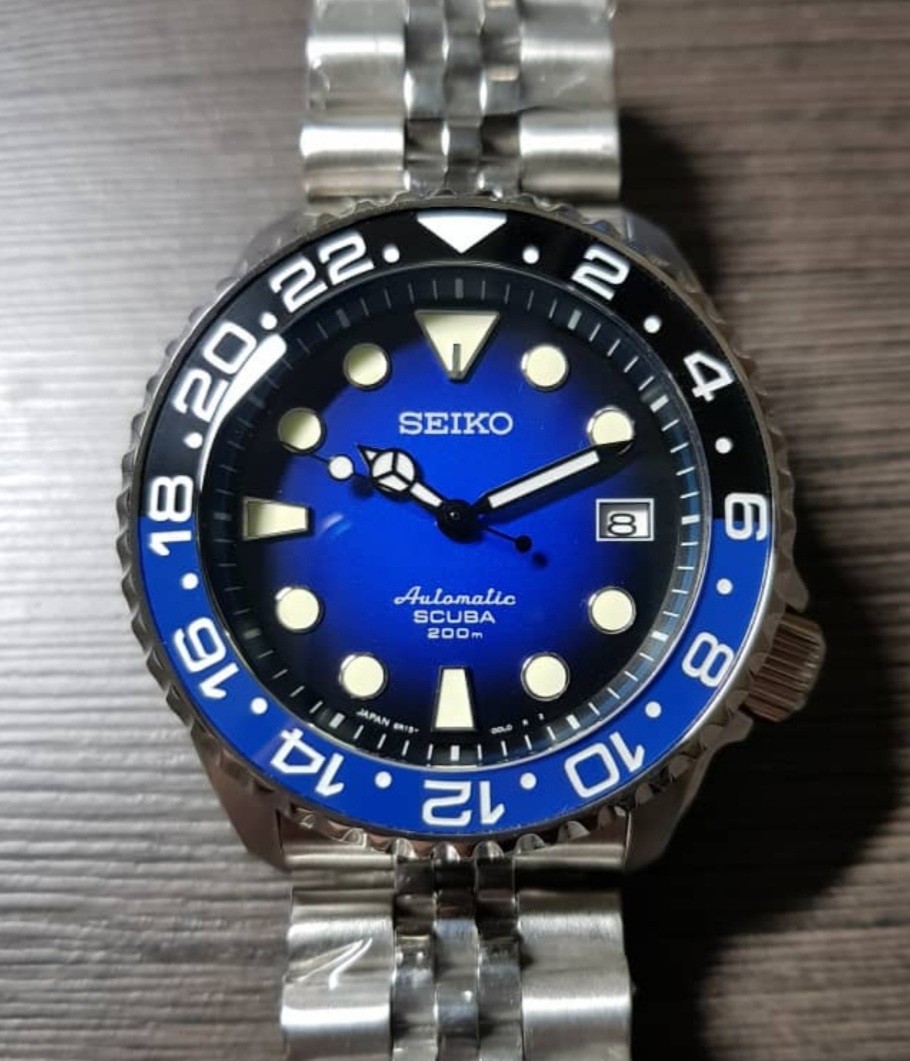 Seiko Bruce Wayne Batman mod, Men's Fashion, Watches & Accessories ...