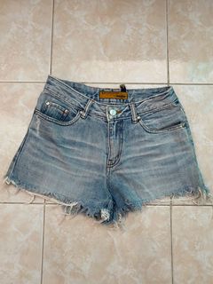 (Kategori: ) berada di . Dikirim oleh studiotpreloved (ID iklan 1075137039, Gambar 1). Deskripsi: .