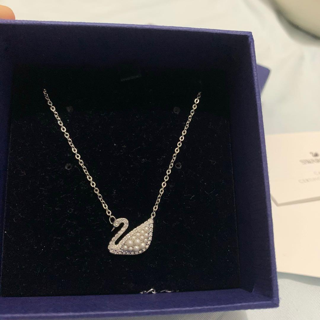Swarovski swan pearl shop necklace