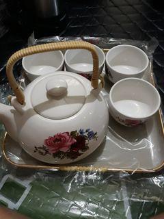 Tea pot, cups and tray set