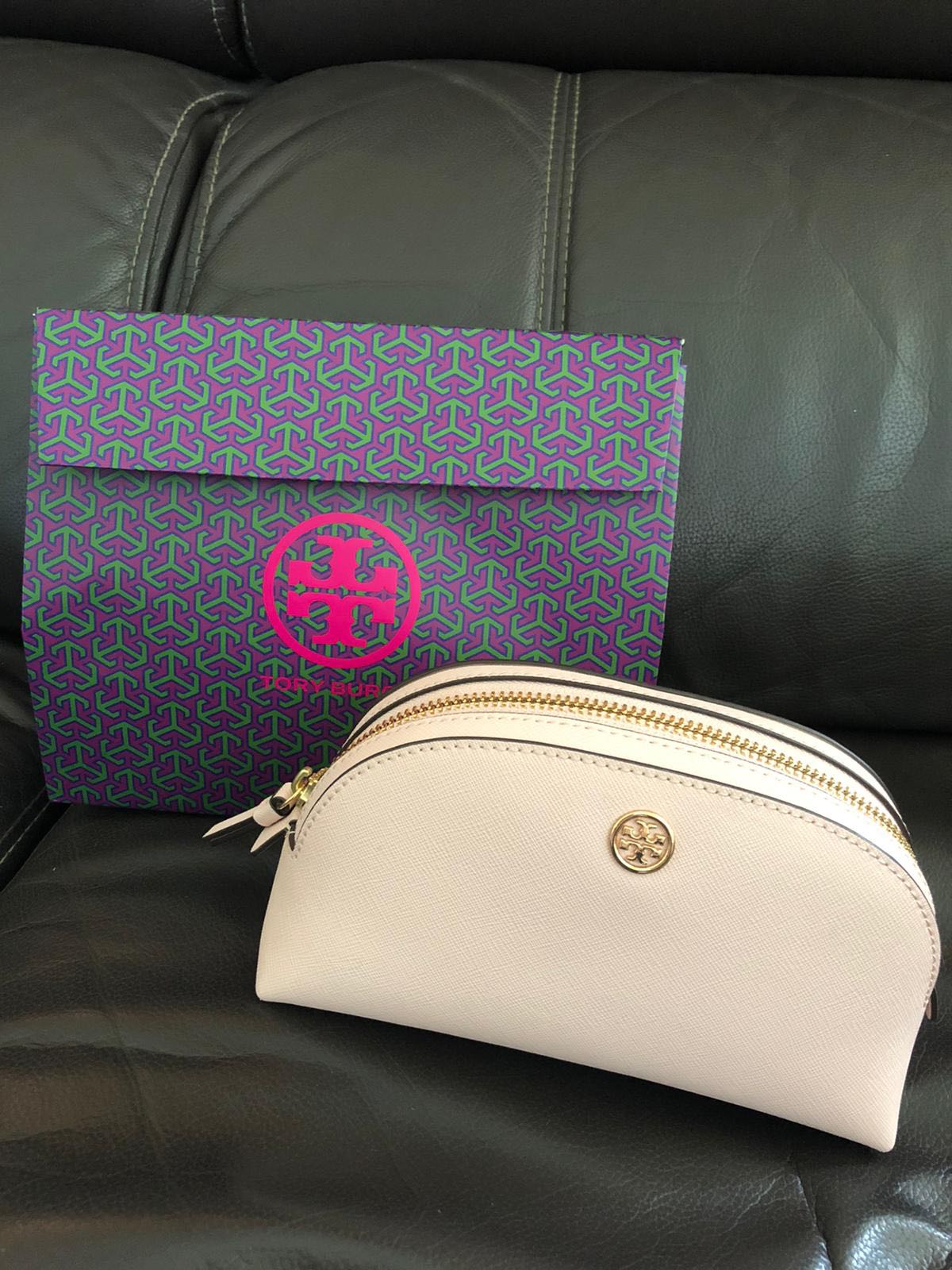 Tory burch robinson makeup bag deals