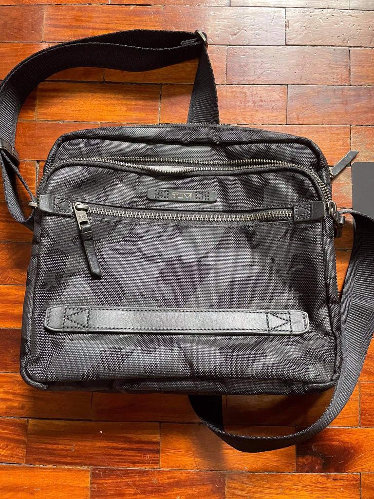 Tumi sling bag camouflage clearance