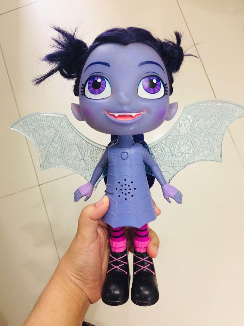 Vampirina discount singing doll
